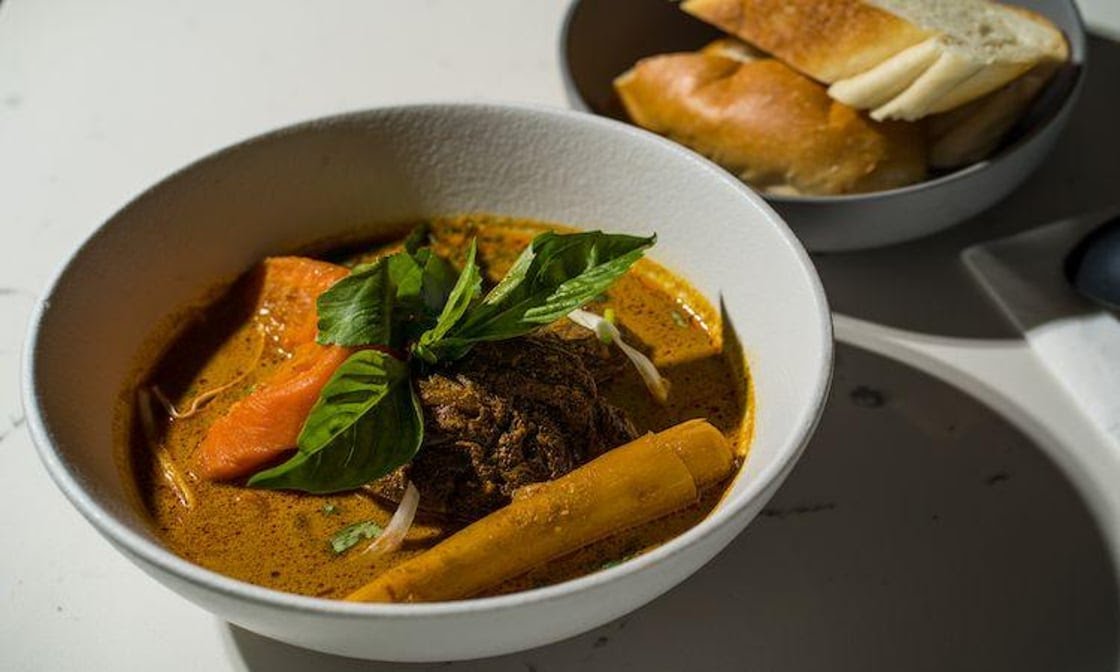 Em Vietnamese Bistro by null