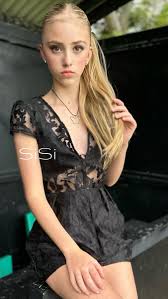 sienna mia|Tonia Stubbs Mgr SiSiModel | S E T Me Free LUXlife - photoshoot📷 |  Instagram