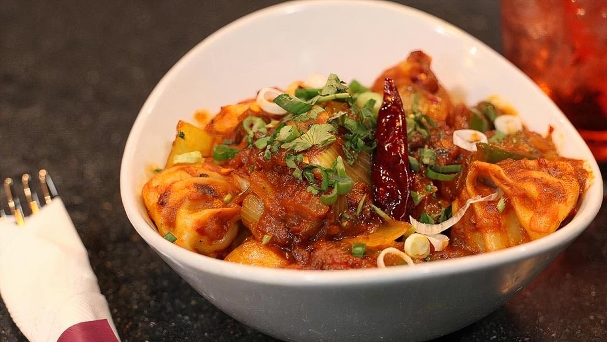 Zuzu Momo Restaurant and Bar by null