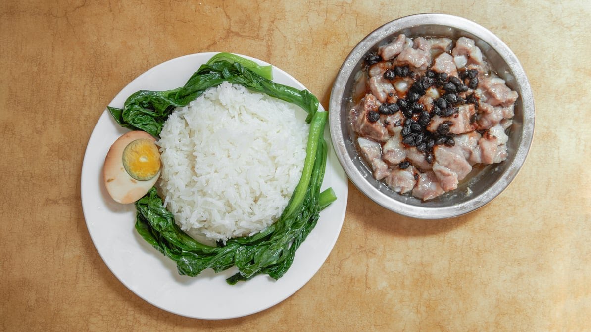 queen bakery II by null