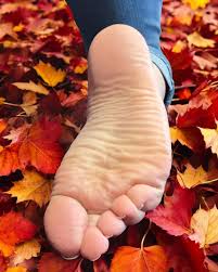 Amateur girls feet from poland cute smelly feet jpg x Girls feet