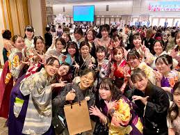 謝恩会集合写真|2015年度 卒業式＆謝恩会（ニュース） 化学システム工学研究室