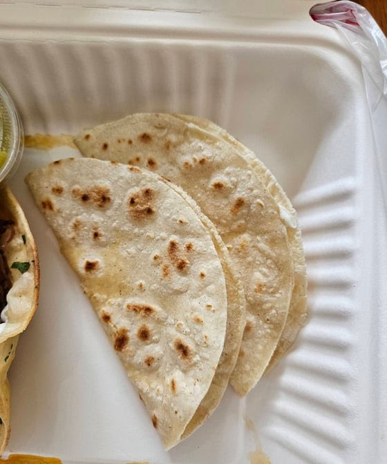 Chachos Taqueria by null