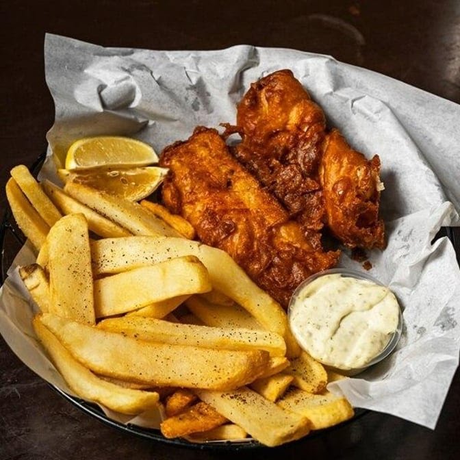 Lucky Baldwins Pub by null