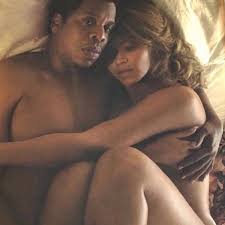 Beyoncé goes topless thanks fans jpg x Beyonce sex
