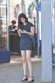 街撮 ミニ|木村美月 | 渋谷 📸: @aoto_natsu0210 #渋谷 #街撮り #被写体 #被写体モデル #被写体女子 #被写体希望 #被写体になります  #被写体撮影 #ポトレ #ポトレ女子 #ポトレのセカイ #ポトレモデル #ポトレの世界 #ポトレ撮影 #ポートレート #ポートレート撮影... |  Instagram