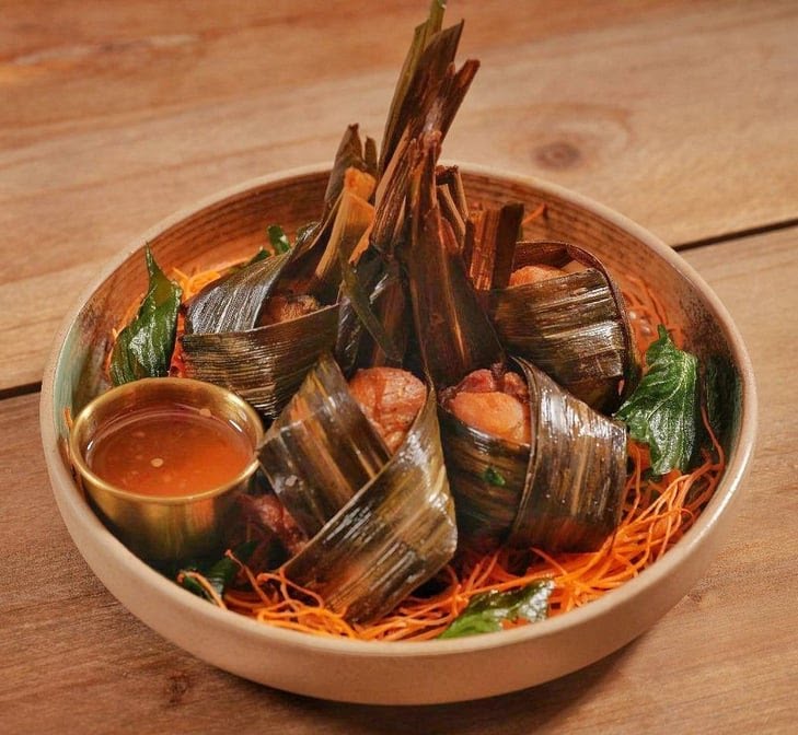 Pii Nong Thai Yonge - Eatery & Experience by null