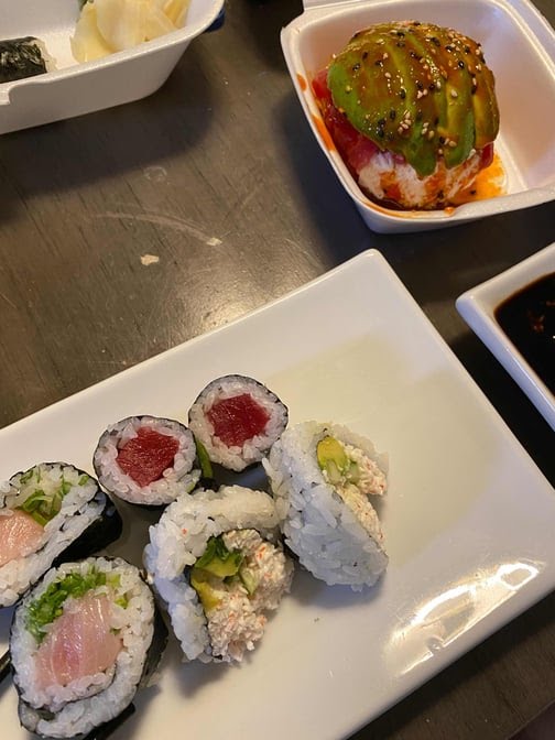 Sushi Kadan by null