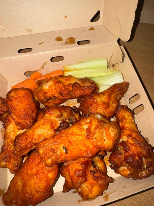 Greens Irish Pub by null