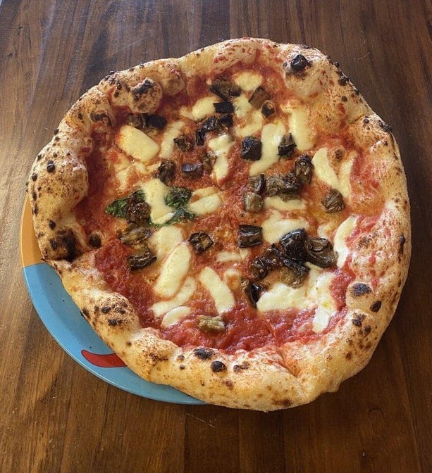 Mangia & Bevi Pizzeria Napoletana by null