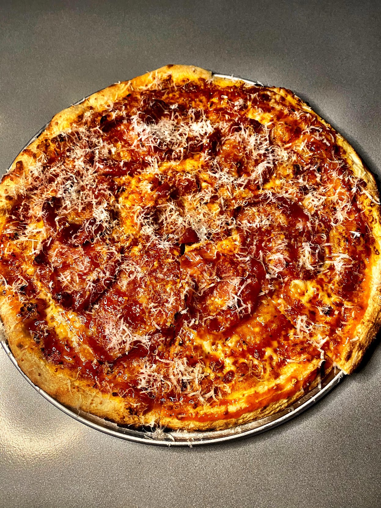 Munchie's Pizza Club by null