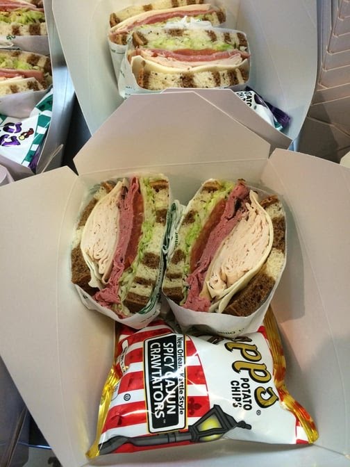 Reuben's Deli by null