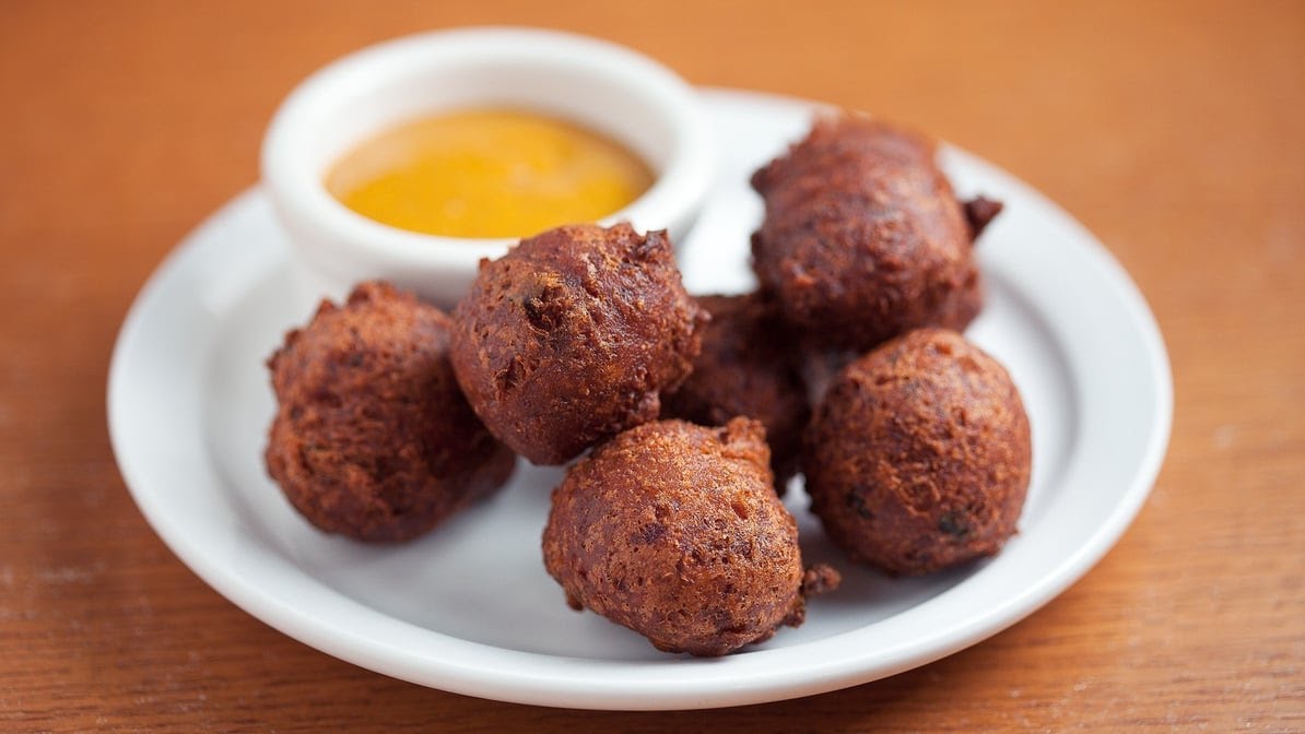 East Glisan Pizza Lounge by null