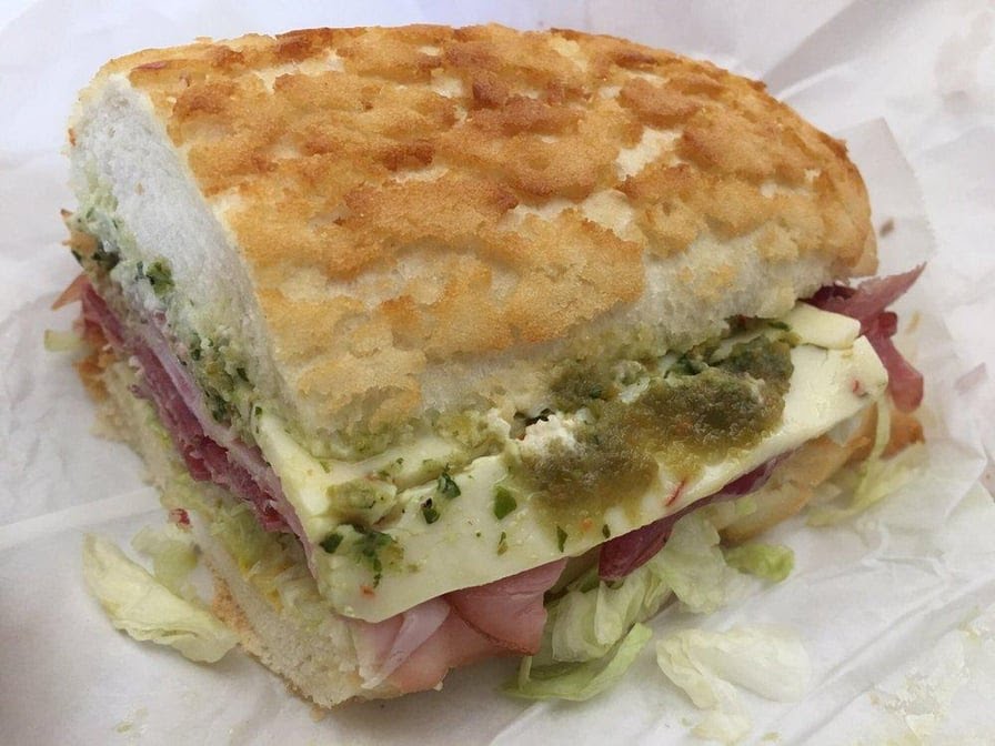 Little Lucca by null