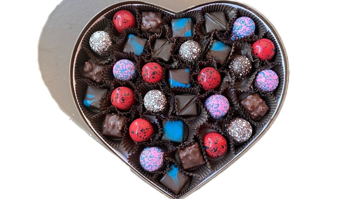 Exquisito Chocolates by null