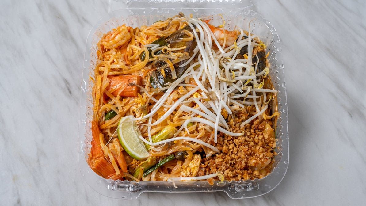 Satto Thai and Sushi Bar by null