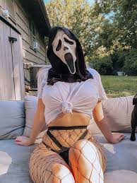 Natasha nice lady dimitrescu a parody jpg x Cosplay women