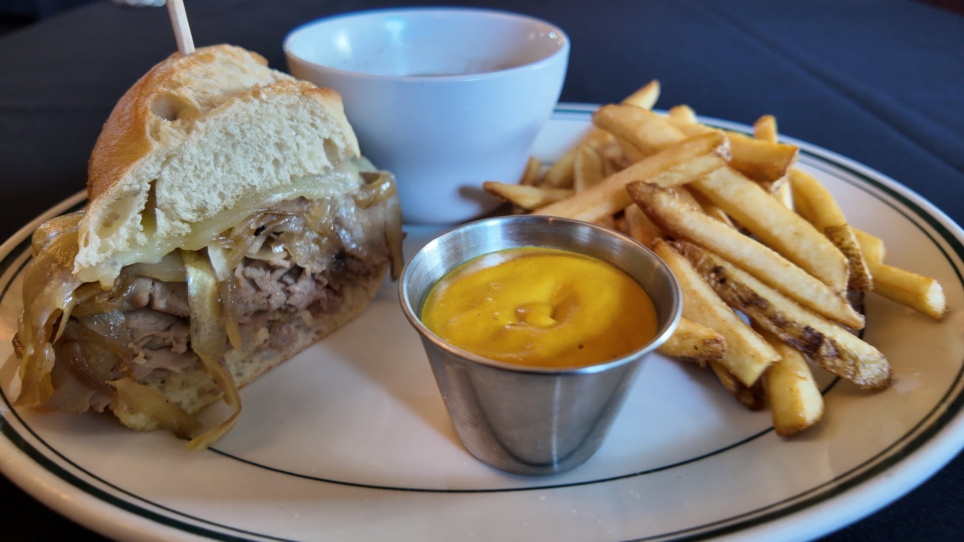 The Daily Grill by null