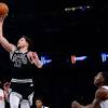 Knicks problems closing out games on display in win over Spurs ...