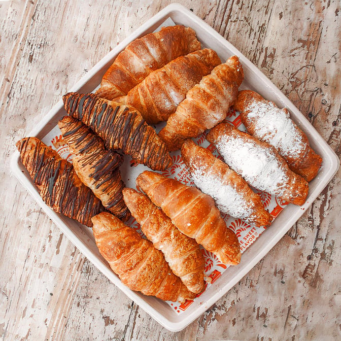 La Monarca Bakery & Cafe by null