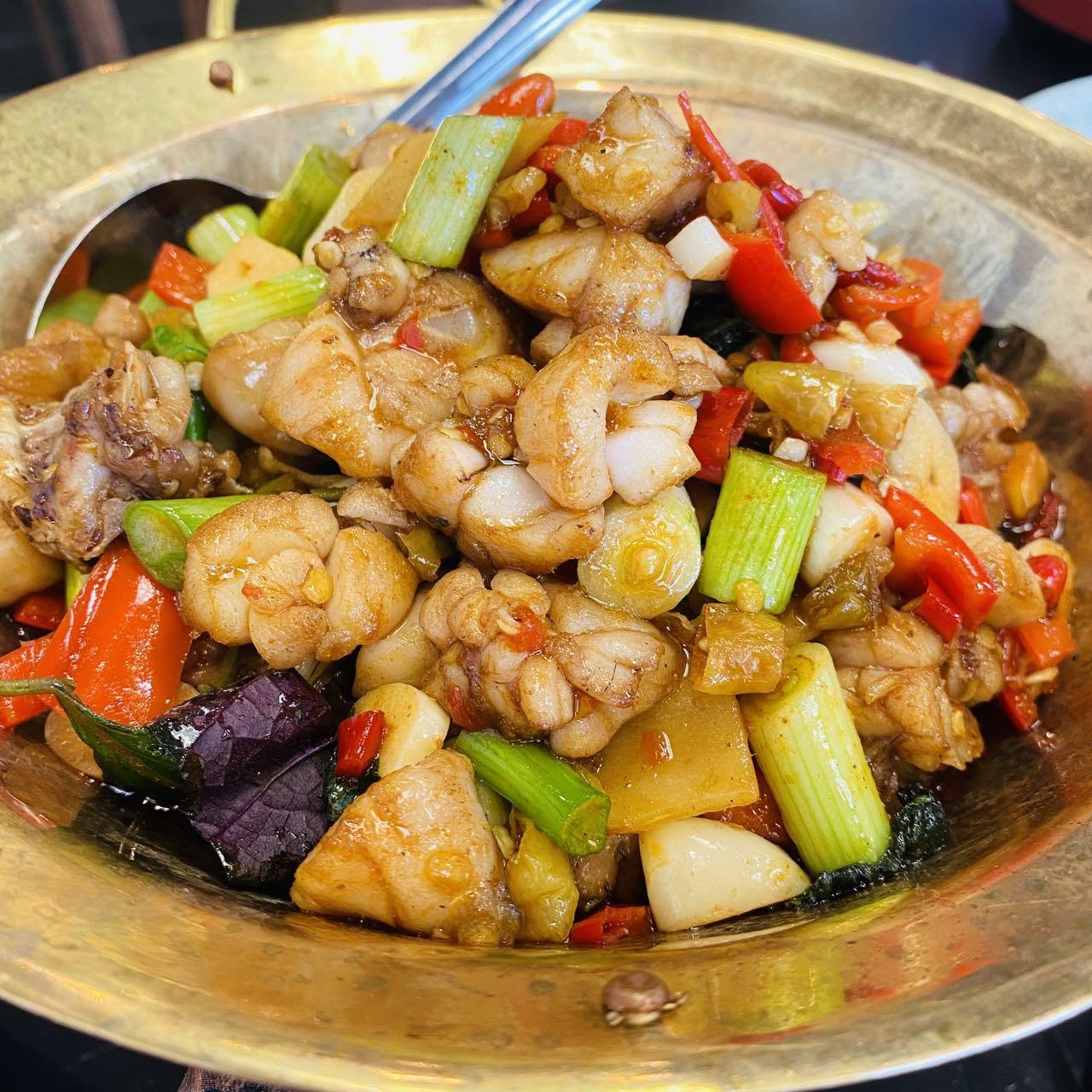Dong Ting Xian by null
