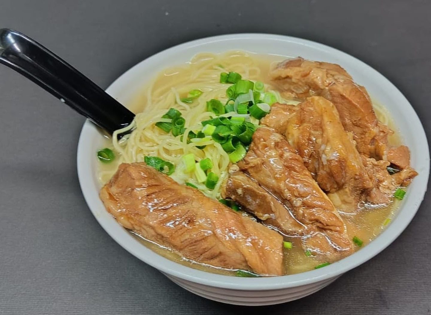 Ho To Tai Noodle Shop by null