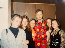 из 90х голые родители|Эротика, выпивка, рок-н-ролл: повседневная жизнь Петрозаводска в лихих (но  веселых) 90-х на старых фотографиях