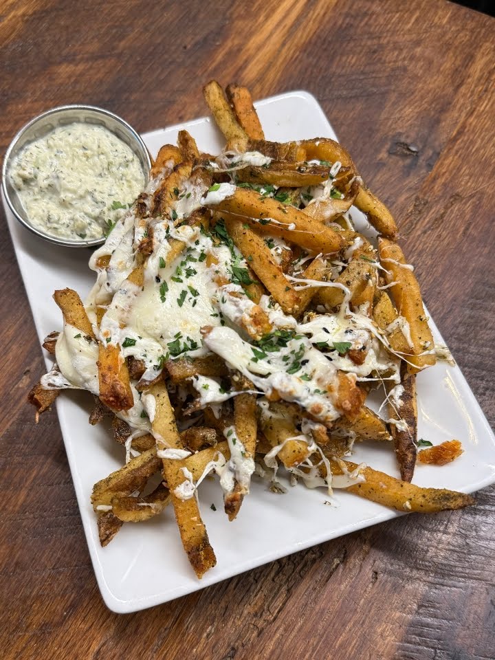 Semolina Kitchen & Bar by null