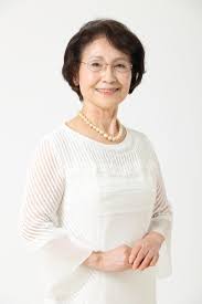 シニア女性|微笑むシニア女性 写真素材 [ 5679766 ] - フォトライブラリー photolibrary