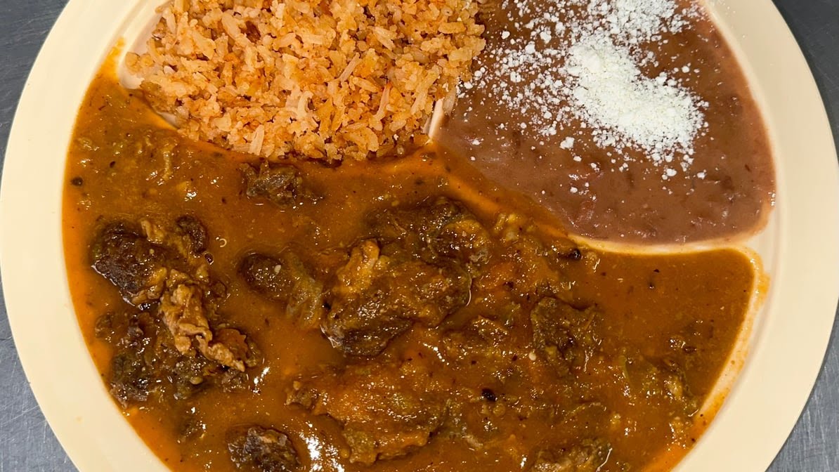 Birrieria Apatzingan by null