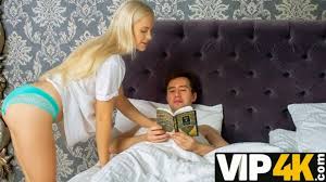 Sis porn freshman wants to get a grade and only smart bro can help xhrq jpg x Bro and sis