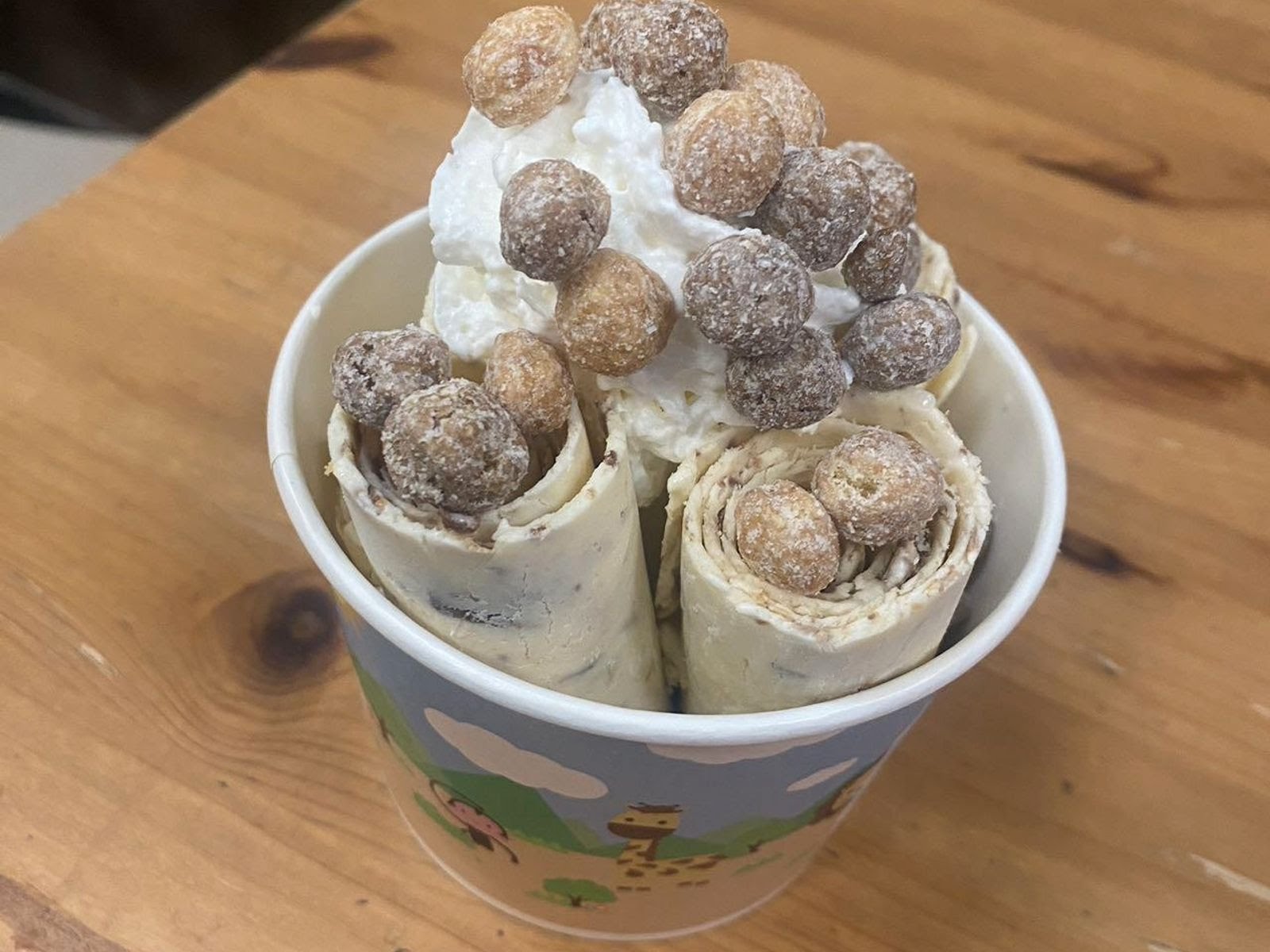 Taiwan Ice (Boba Tea, Rolled Ice cream) by null