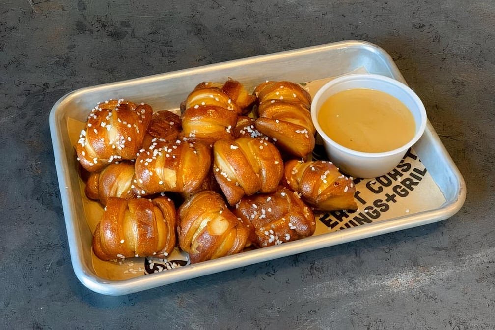 East Coast Wings + Grill by null