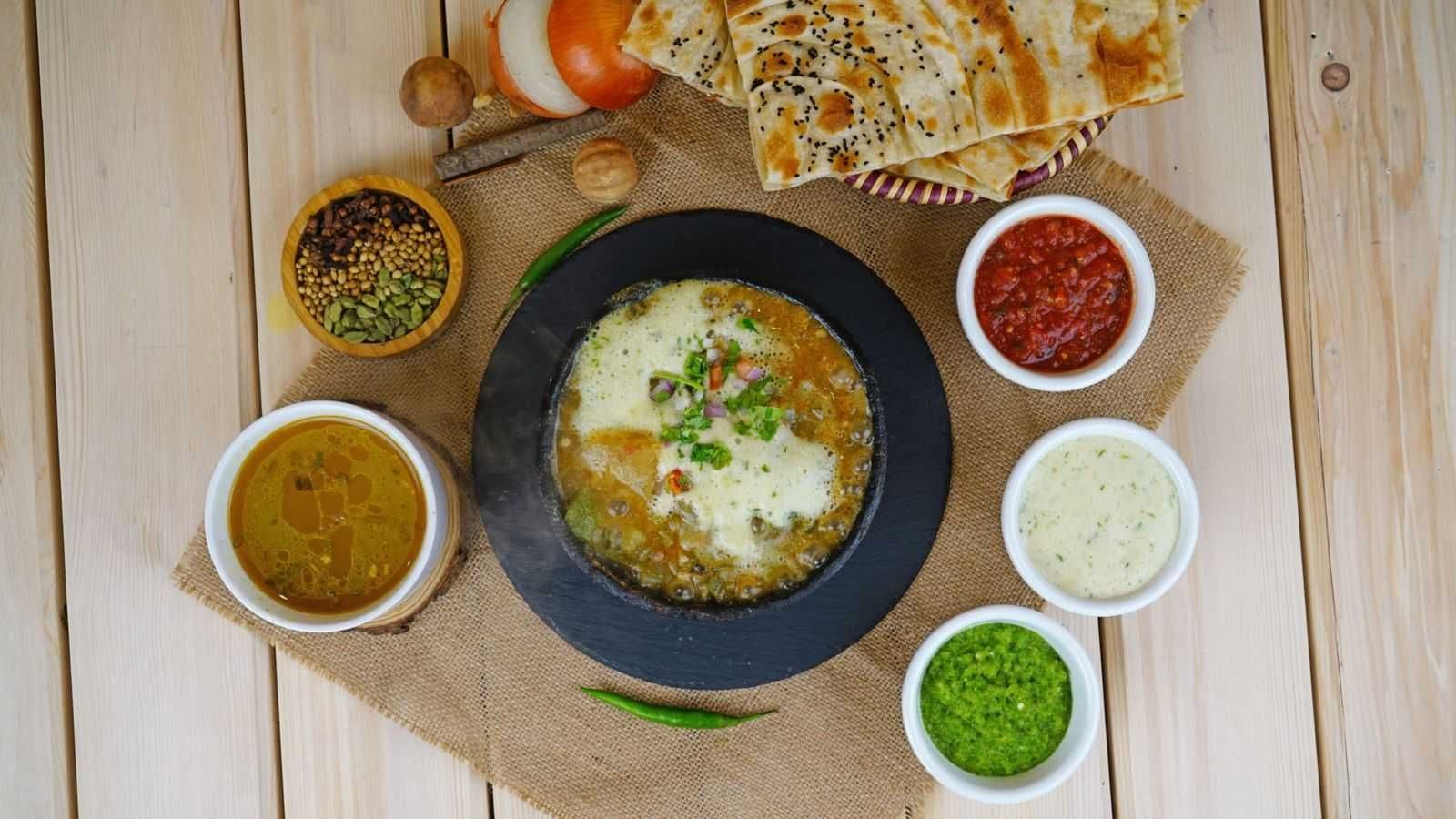 Awsan Mandi & Grills مطعم أوسان للمندي والمشاوي by null