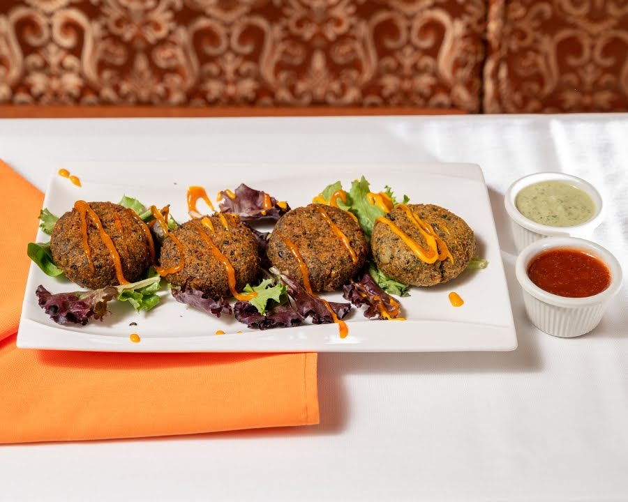 Cross Culture by null