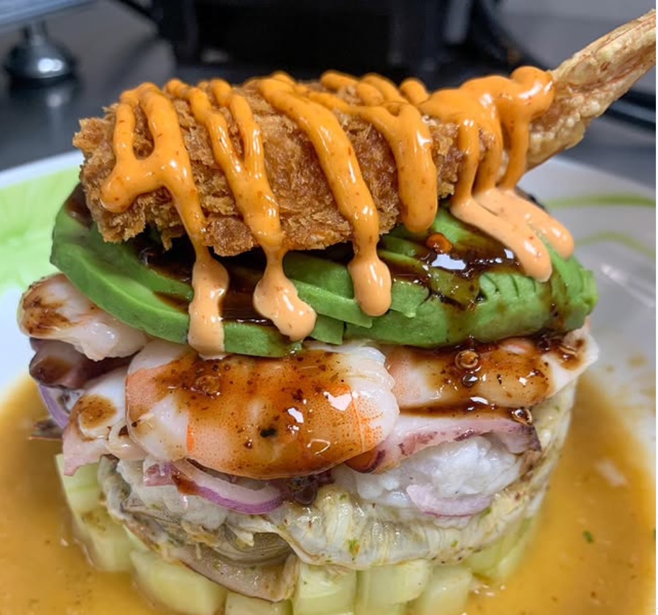 Mariscos el submarino by null