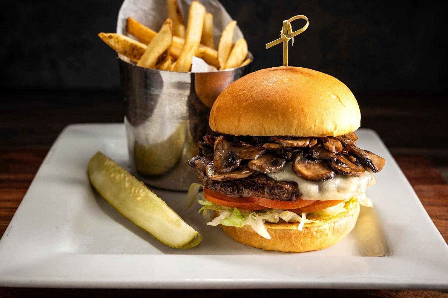 Hennessey's Tavern by null