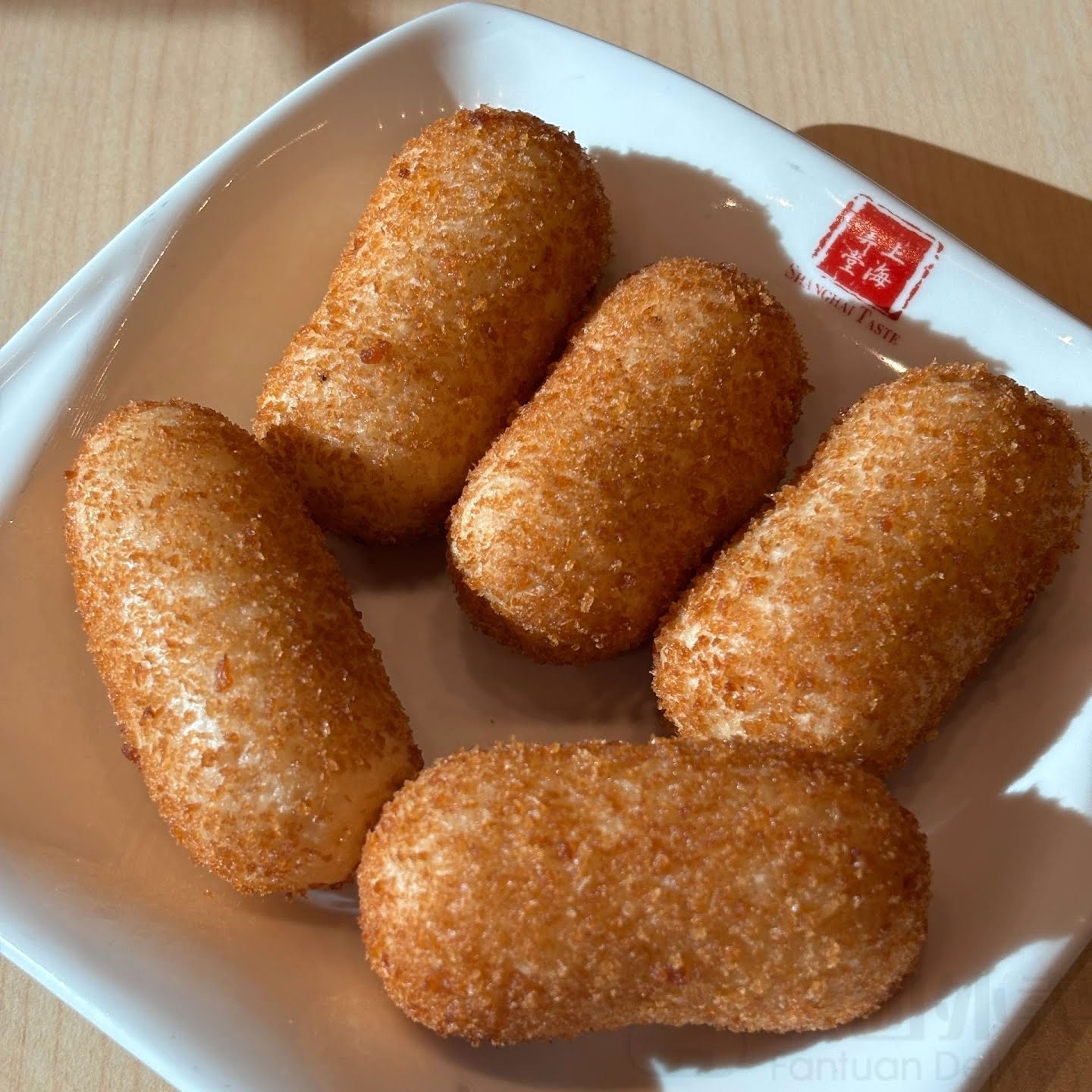 Shanghai Taste上海弄堂 by null