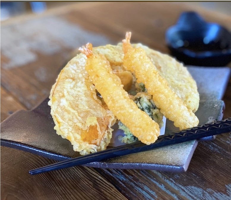 Kiroro Sushi by null