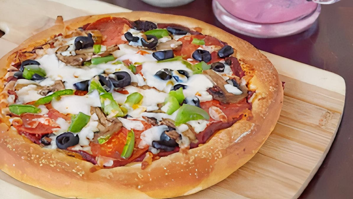 Tottino's Pizza by null