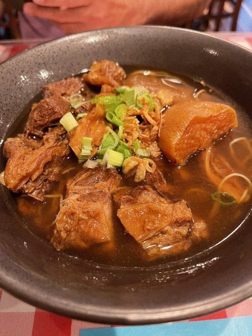 Yummy Noodle House by null