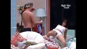 Big Brother pussy|Downblouse