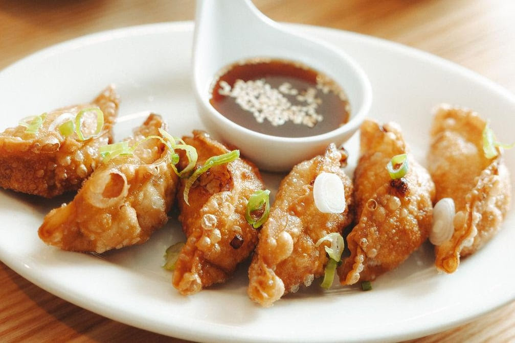 Issei Noodle by null