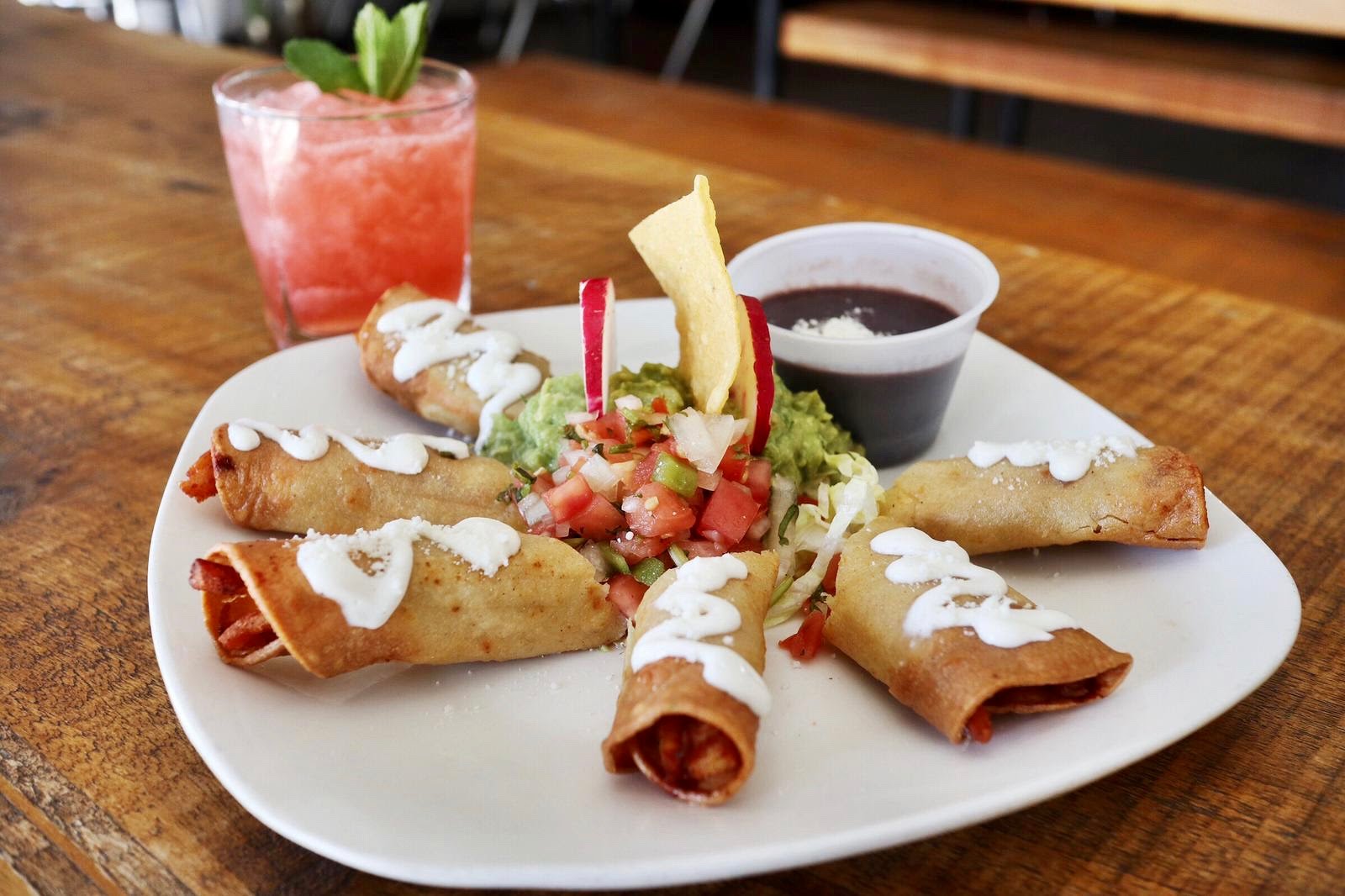 Mcondo Los Tacos by null