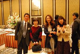 同窓会 おばさん|遠山 裕介 | 何年振りだろうか、、、 中学校の同窓会！ 40歳という節目に集まりました！ あのね、、、、最高に面白かった🤣 見た目はみんなおじさん おばさんになってたけど他は変わってなかった笑 次は45歳の時かな^ ^ | Instagram