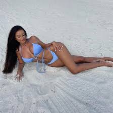 Nice ass babe with big tits|😍😍😍😍😍❤️❤️❤️💪💪💪 . . . . . . . . . . . . .#bigtits #bigboobs #sexy # boobs #tits #hot #bigass #ass #girl #beautiful #milf #model #models #girls  #hotmodel #follow #blonde #beauty #busty #cleavage #bikini #sexygirl  #hotgirl #like #porn ...