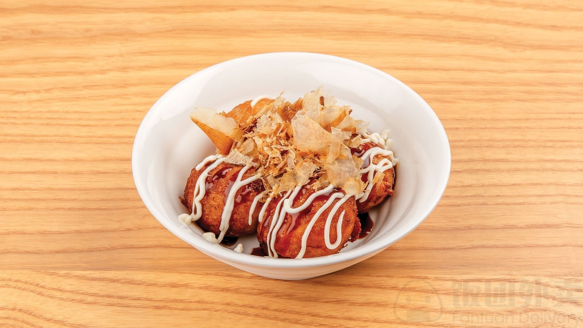 KINTON RAMEN SQUARE-VICTORIA by null