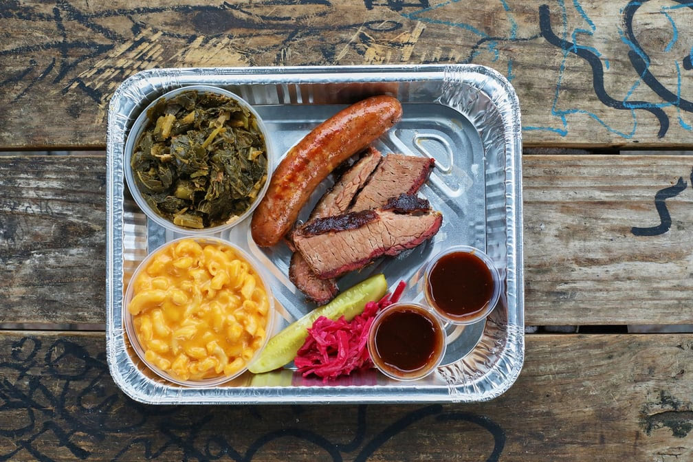 Ray Ray's Hog Pit Linworth by null