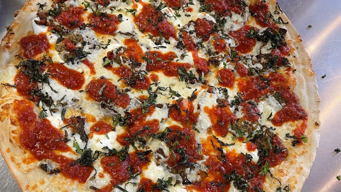 Piccola pizza New York Style by null