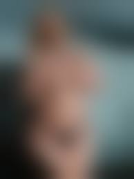 Curvy bigtits nude|